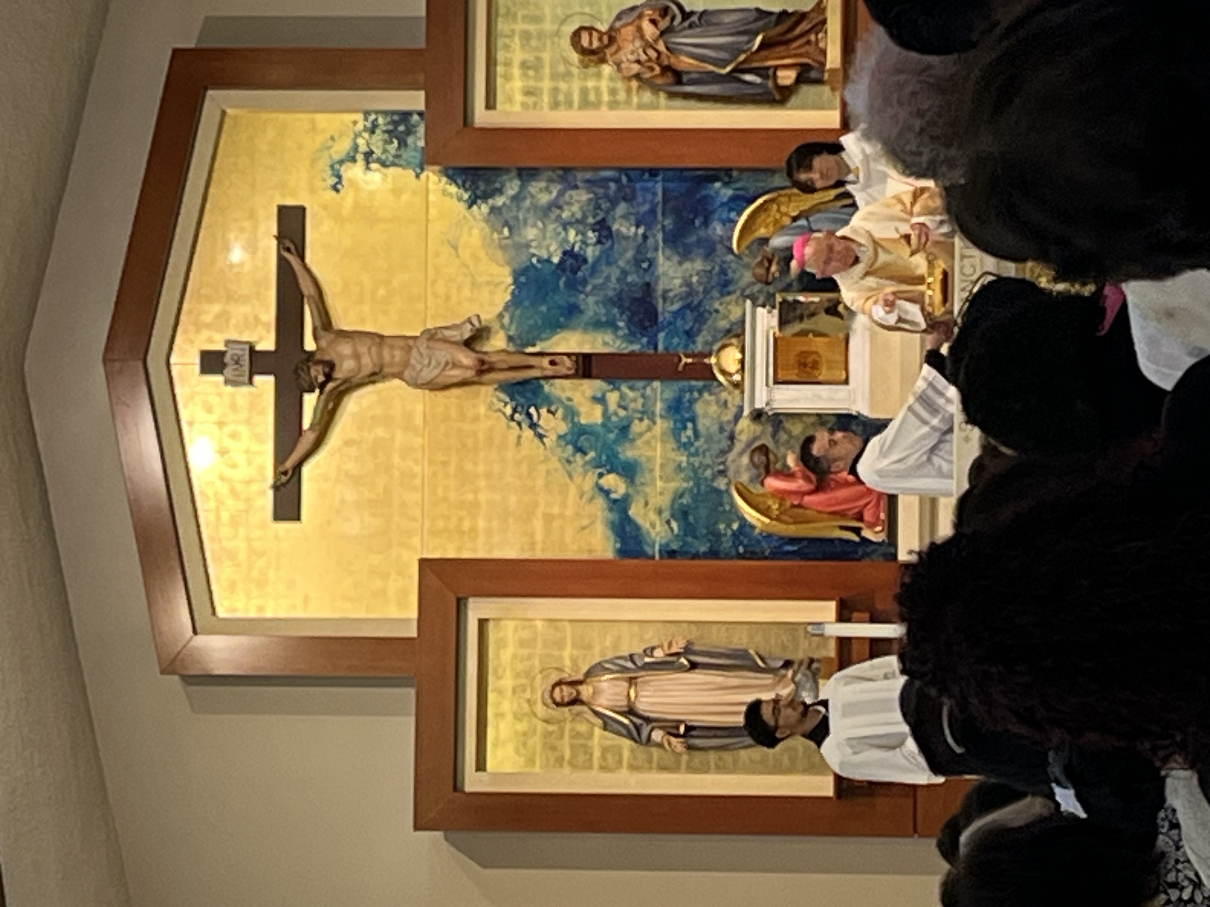 Archbishop José H. Gomez celebrates the dedication Mass at the new altar of St. Pancratius Catholic Church